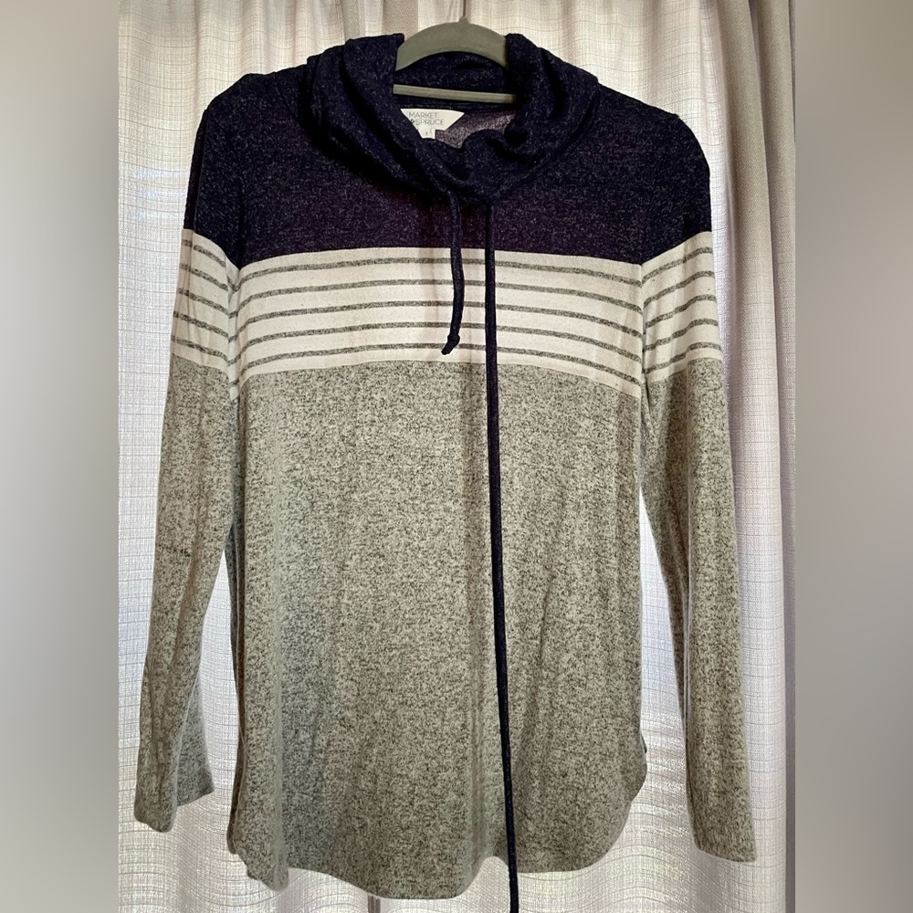 Market & Spruce Sporty Sweater